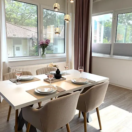 Zentrale Ruheoase Mit Terrasse